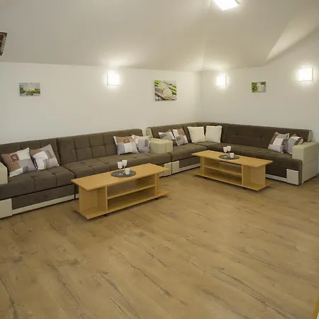 Panorama Apartman *