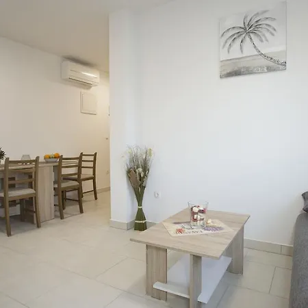 Panorama Apartman Slatine